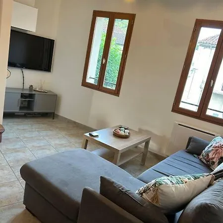 Apartament Maison De Plein Centre